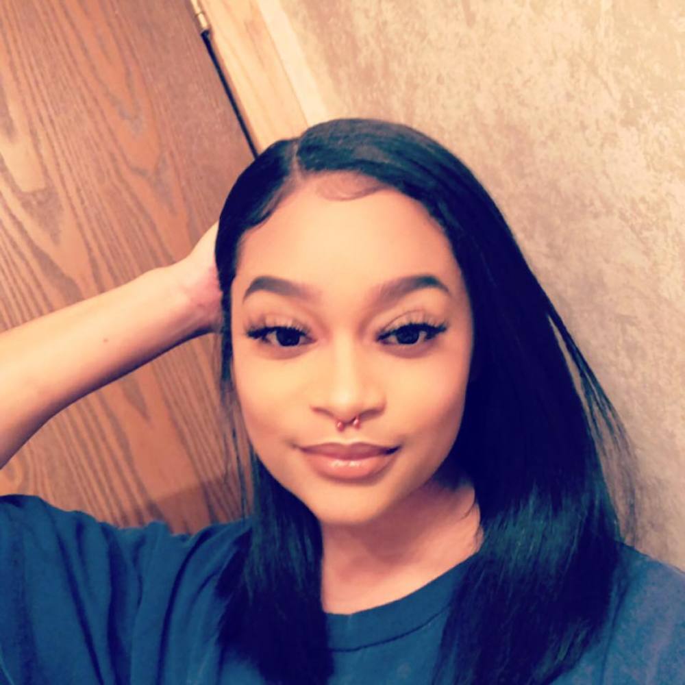 Meet your Posher, Mikayla